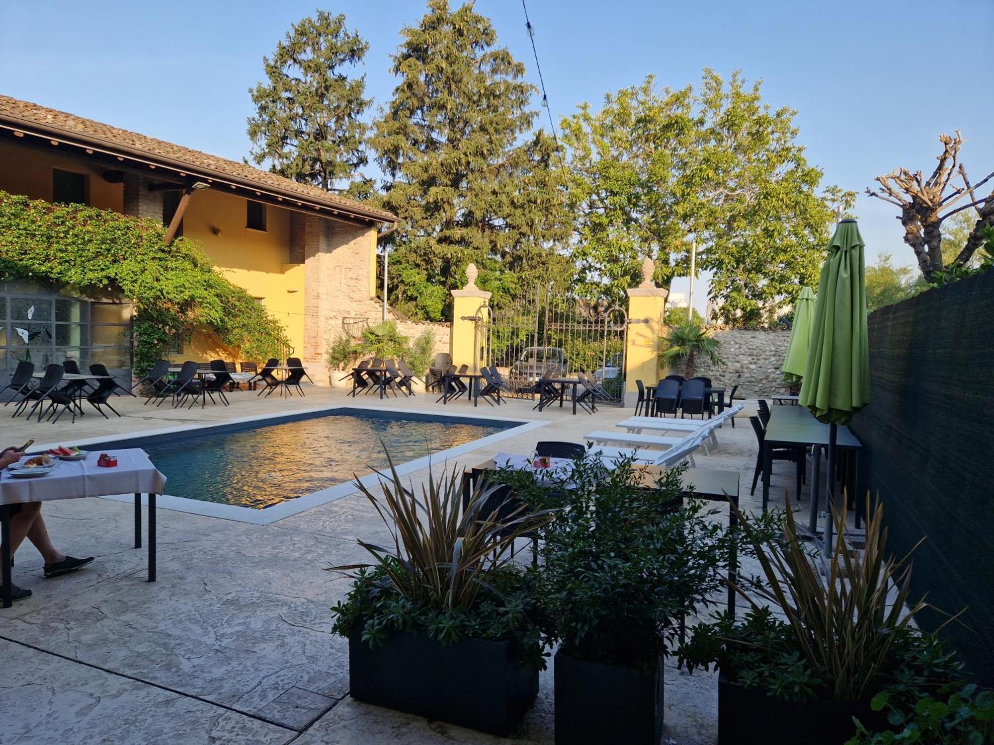 Agriturismo Corte Gaia 卡斯蒂廖内德莱斯蒂维耶雷 外观 照片